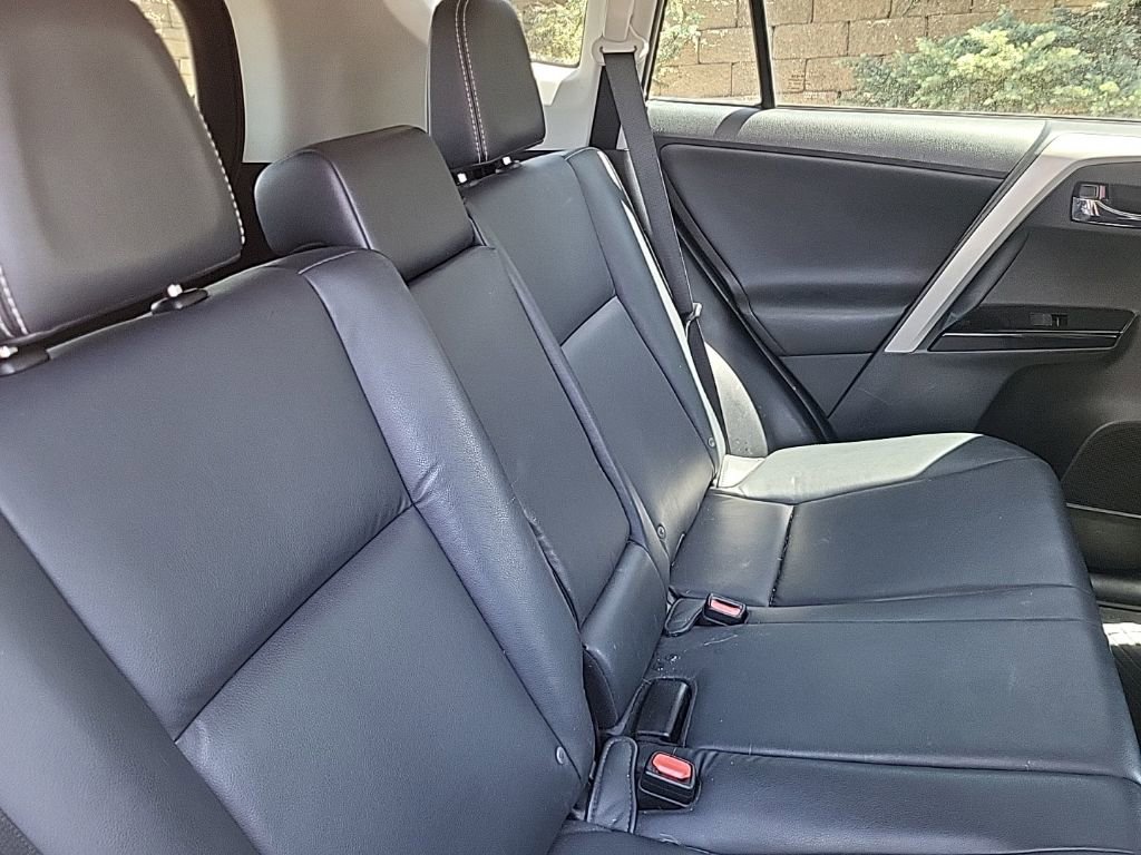 Used 2016 Toyota RAV4 Limited AWD/4WD image 7