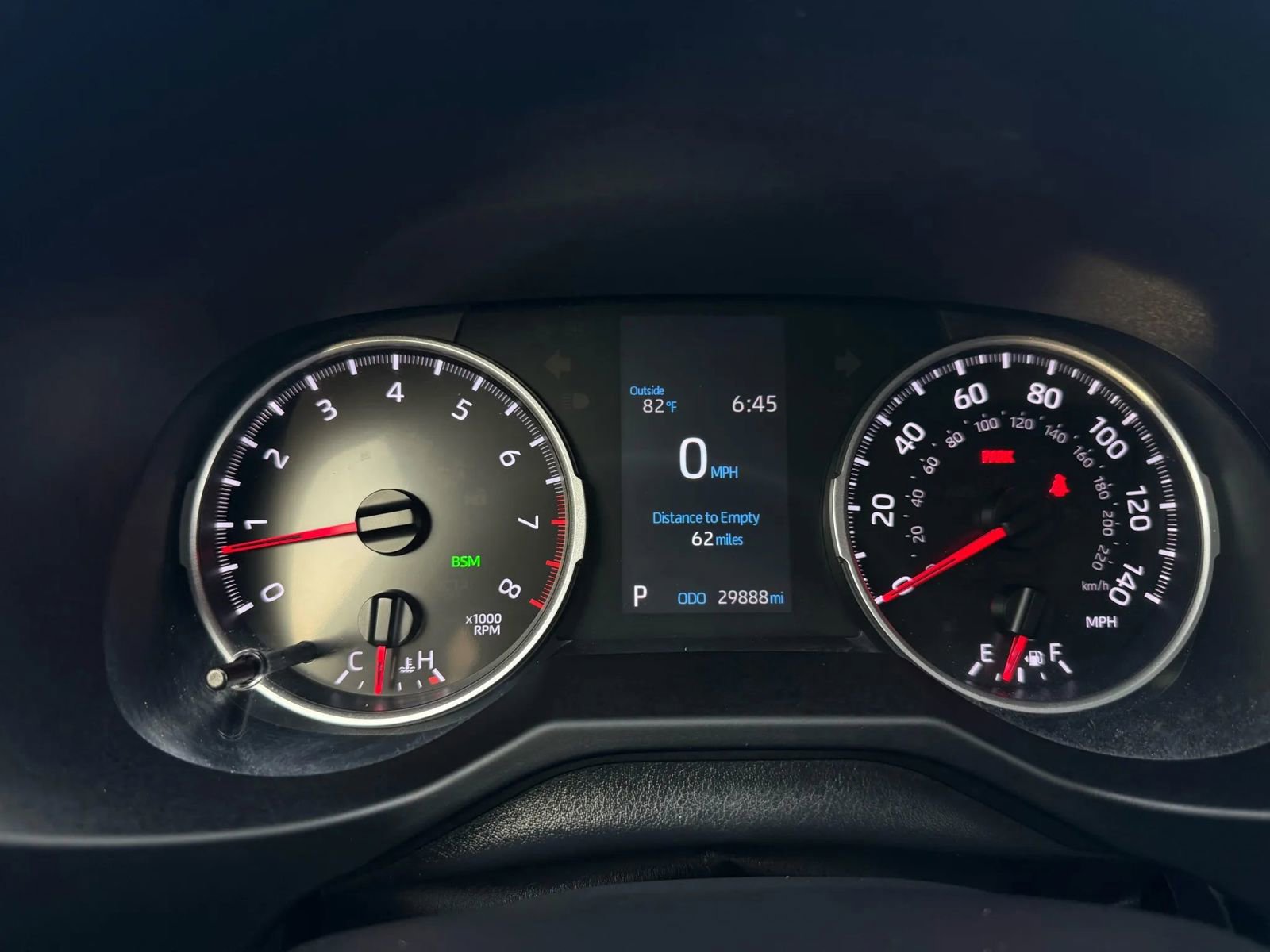 Used 2022 Toyota RAV4 XLE image 18