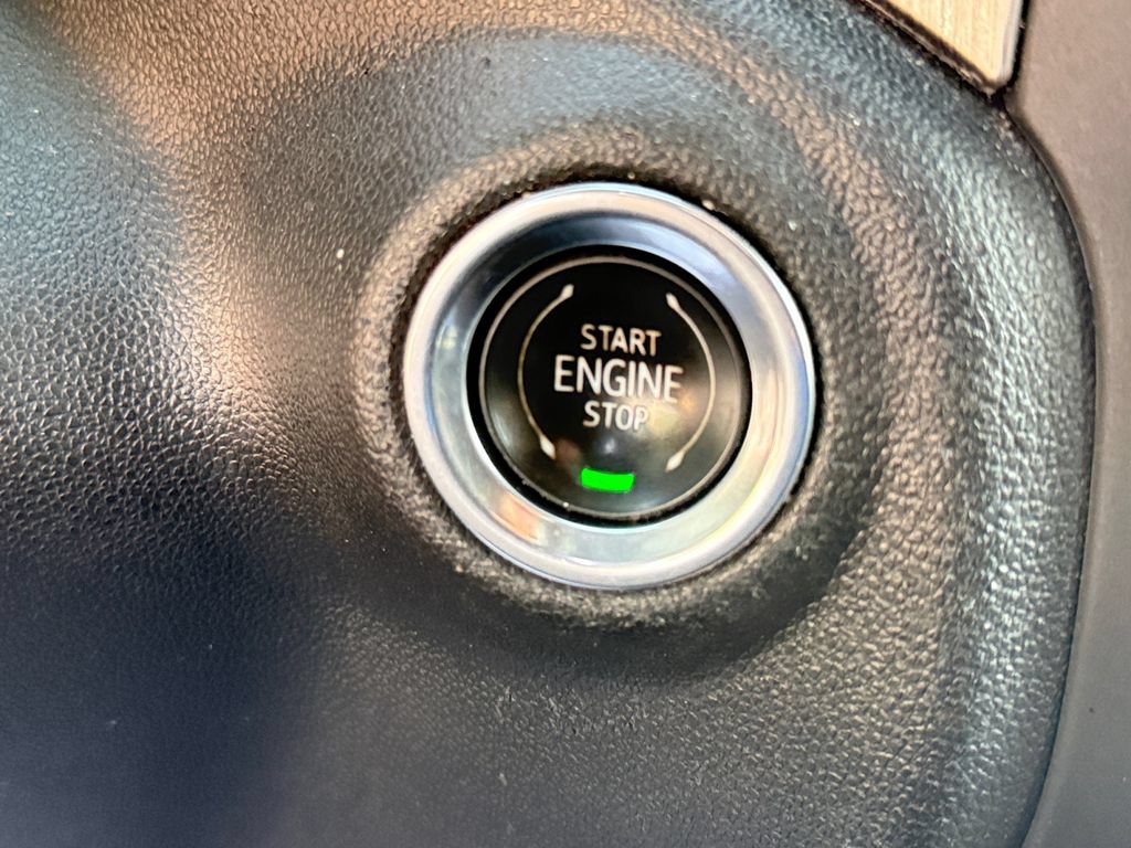 Used 2020 GMC Sierra 2500 Denali w/ Denali Ultimate Package AWD/4WD image 31
