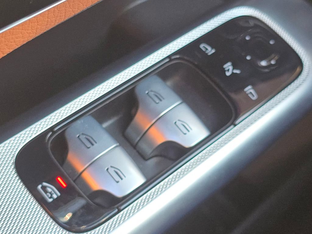 Certified 2026 Mercedes-Benz GLC 300 4MATIC image 27