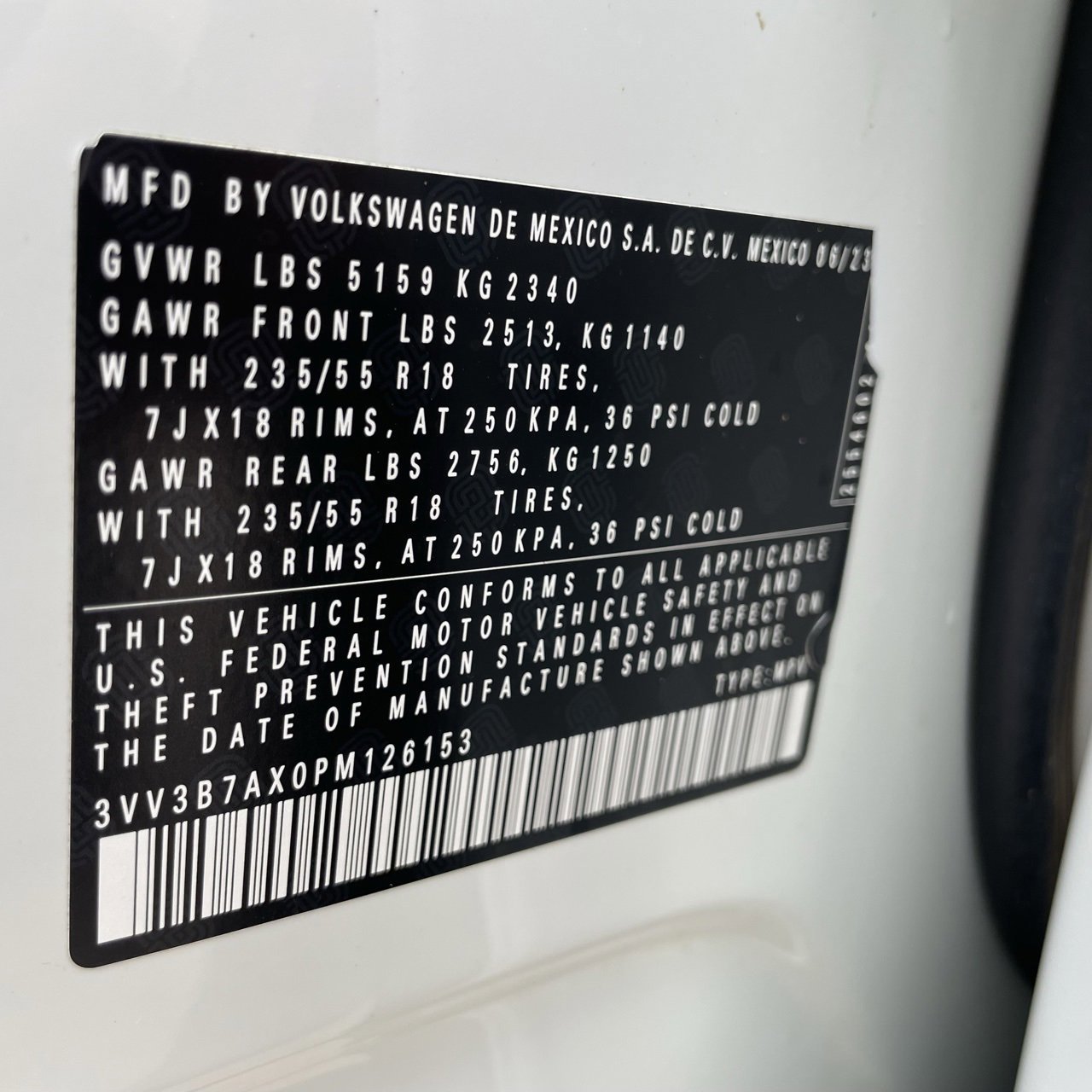 Used 2023 Volkswagen Tiguan SE image 29