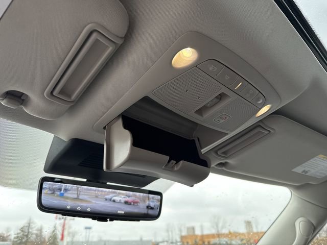 Used 2023 Nissan Armada Platinum image 35