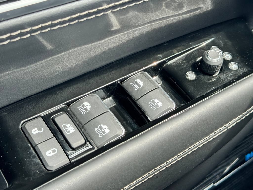 Used 2022 Jeep Grand Wagoneer Series I AWD/4WD image 34