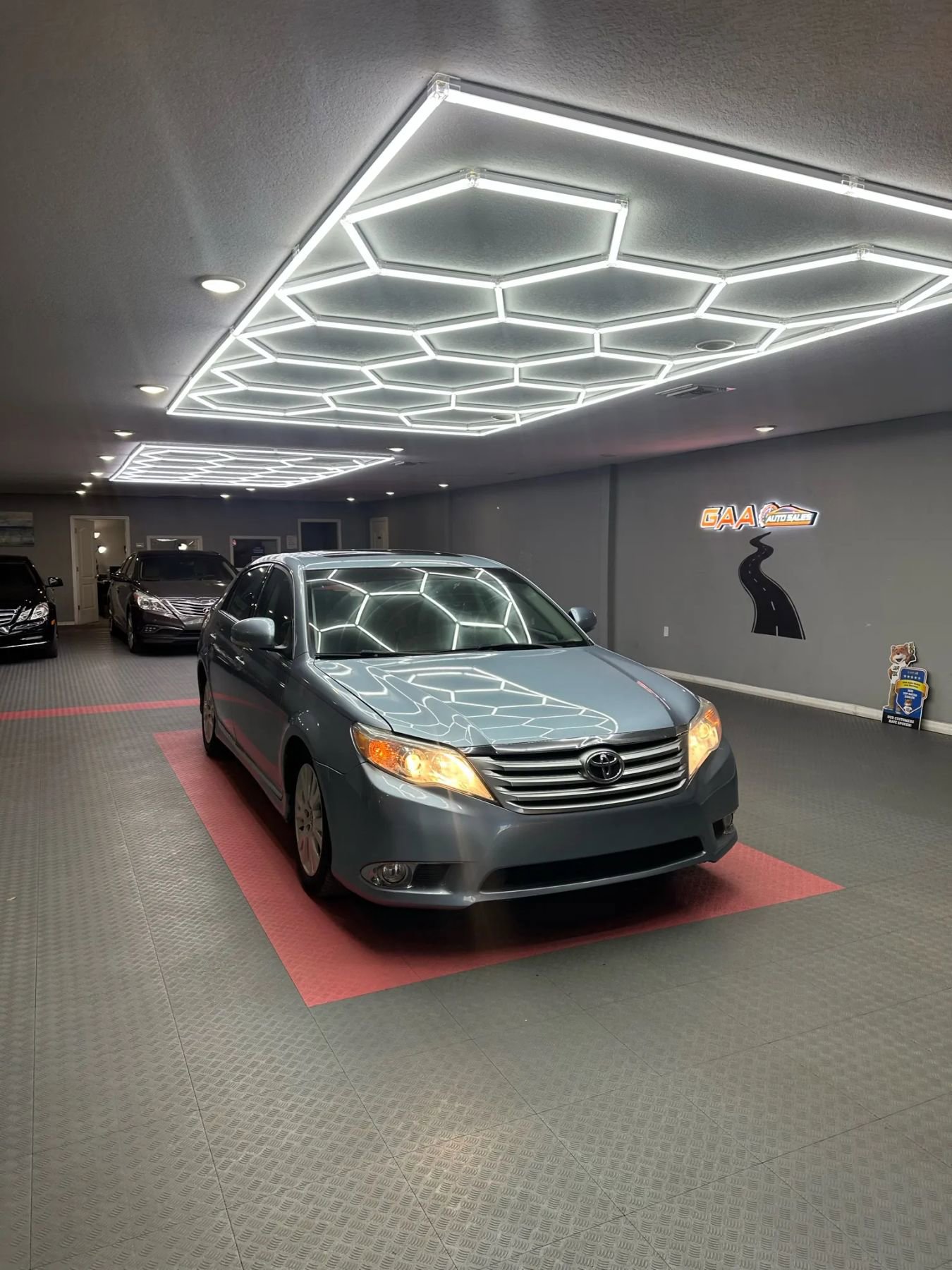 Used 2012 Toyota Avalon Limited