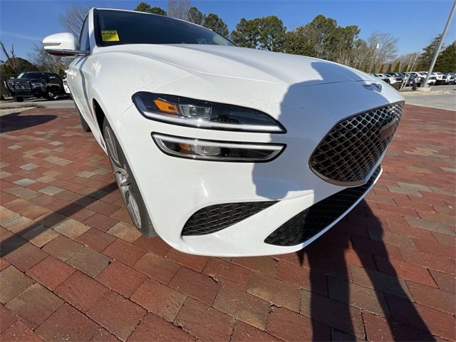 Used 2023 Genesis G70 2.0T image 6