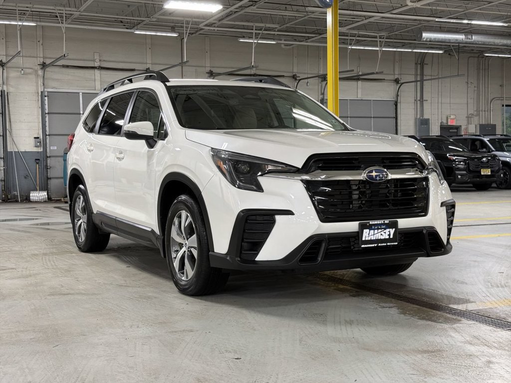 Certified 2023 Subaru Ascent Premium w/ Convenience Package AWD/4WD image 1