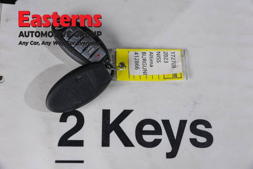 Used 2023 Nissan Altima 2.5 SV AWD/4WD image 25