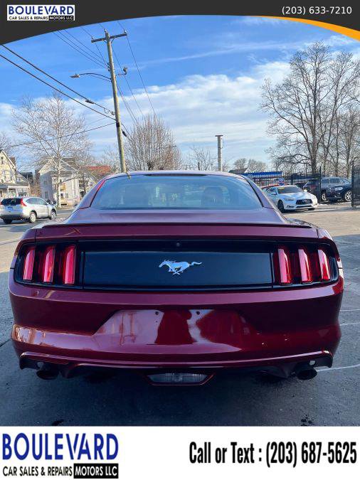 Used 2016 Ford Mustang Coupe image 7