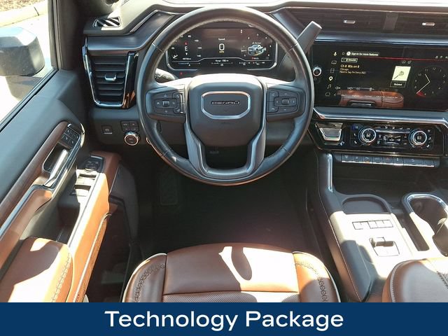 Used 2025 GMC Sierra 2500 Denali Ultimate w/ Snow Plow Prep/Camper Package AWD/4WD image 3