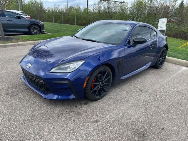 Used 2024 Toyota GR86 Premium image 2