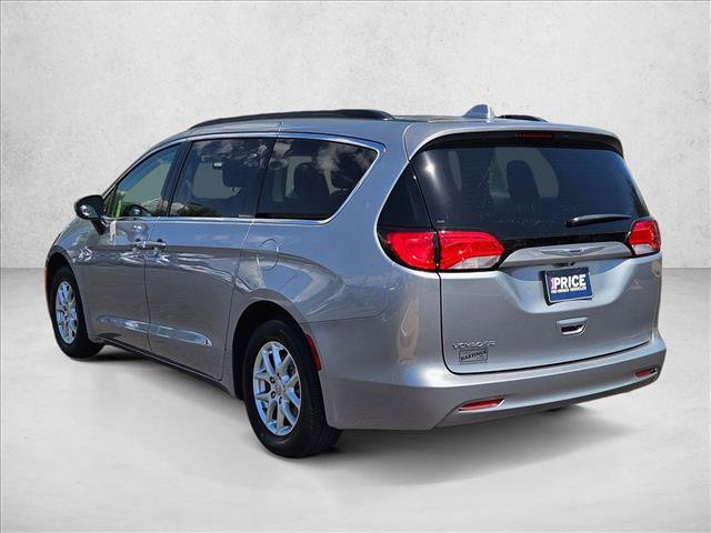 Used 2020 Chrysler Voyager LX w/ Cold Weather Group FWD image 8