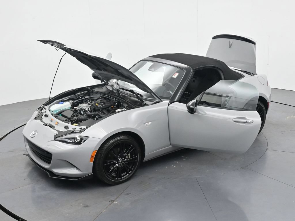Used 2025 MAZDA MX-5 Miata Club RWD image 37