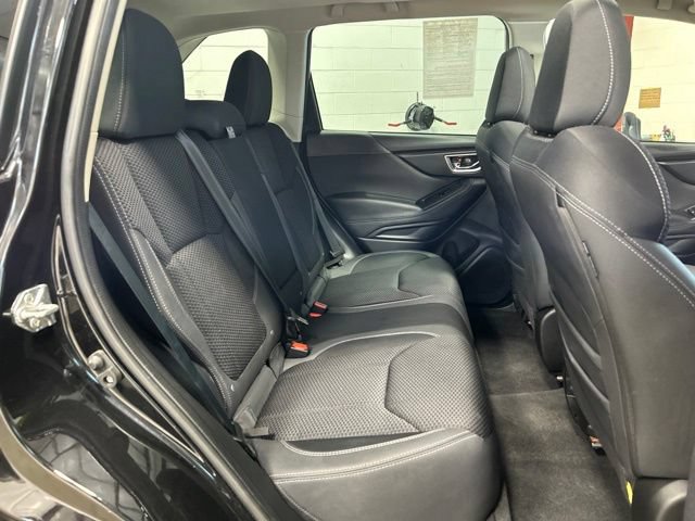 Used 2023 Subaru Forester Premium AWD/4WD image 17