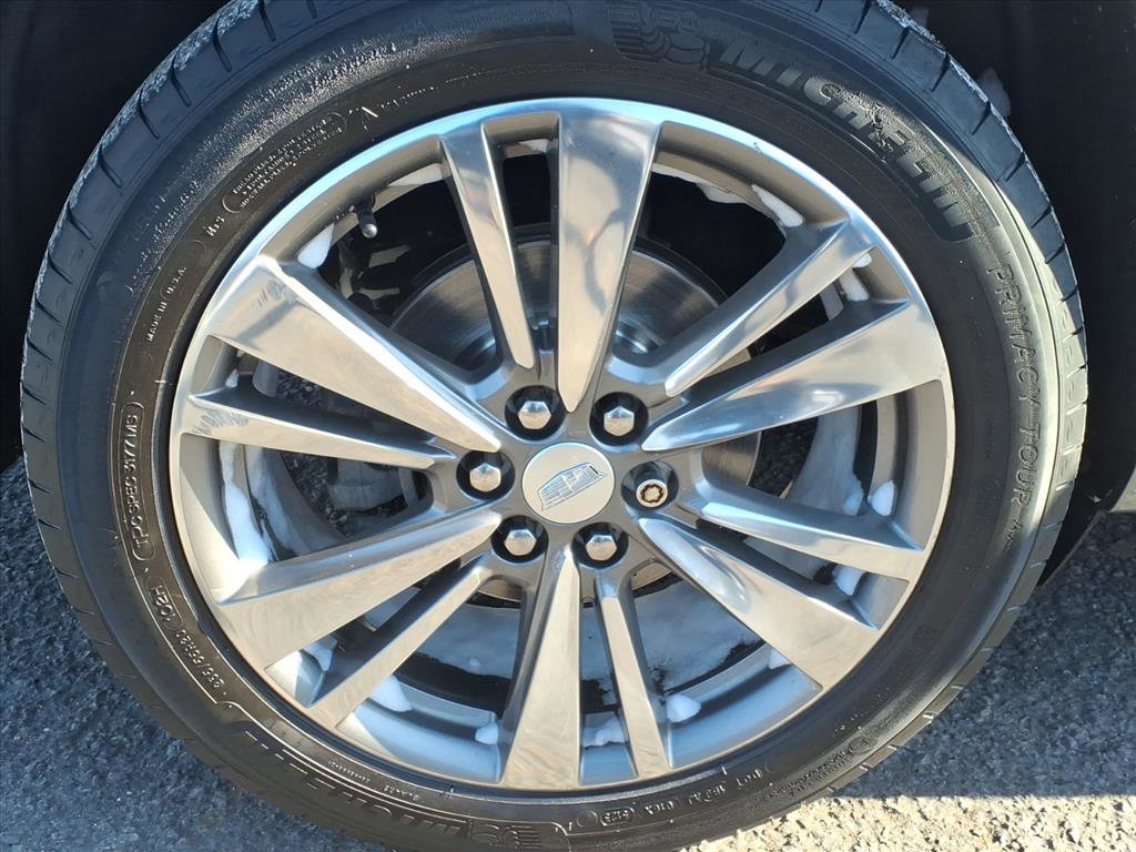 Certified 2021 Cadillac XT6 Premium Luxury image 7