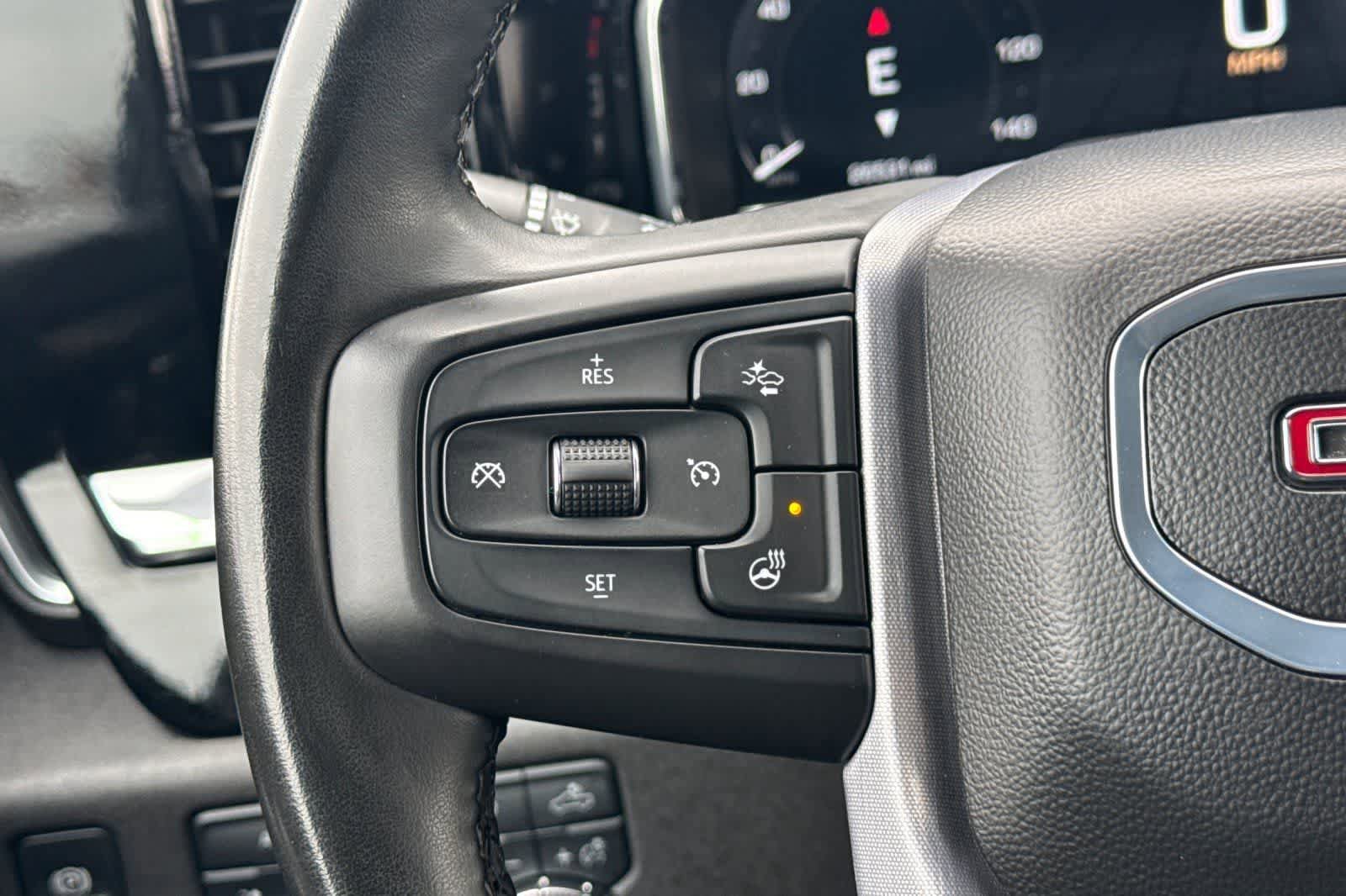 Used 2025 GMC Sierra 1500 SLT AWD/4WD image 26