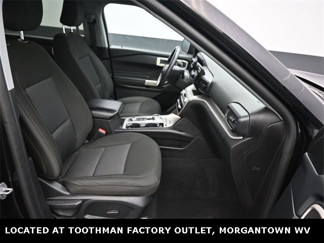 Used 2023 Ford Explorer XLT image 10