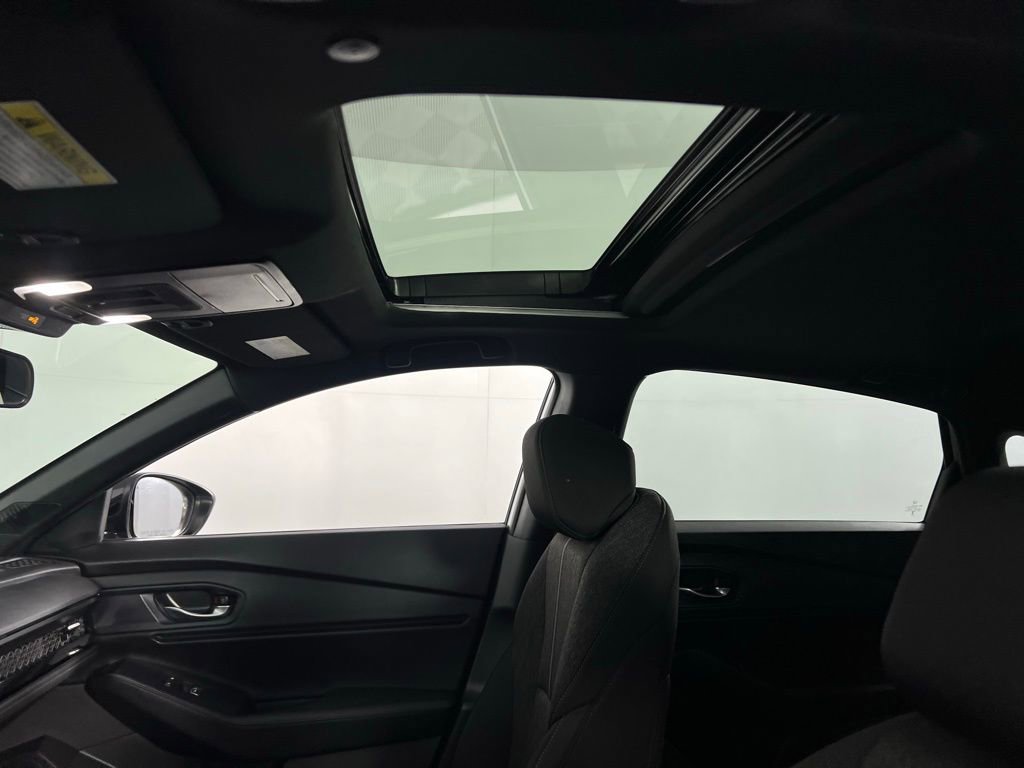 Used 2025 Honda Accord Sport image 24