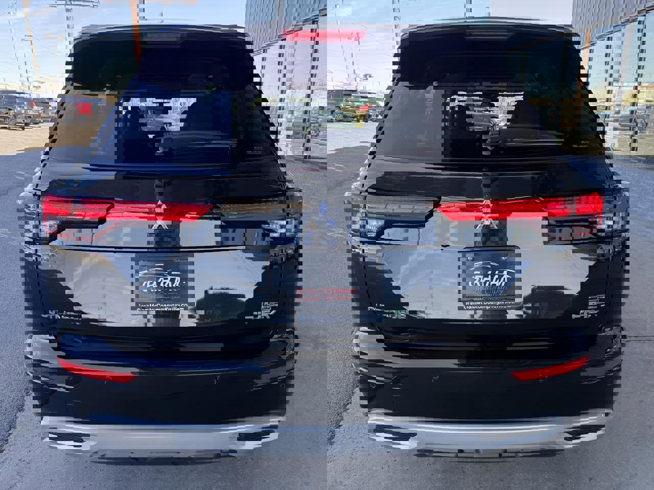 Used 2024 Mitsubishi Outlander SEL image 5