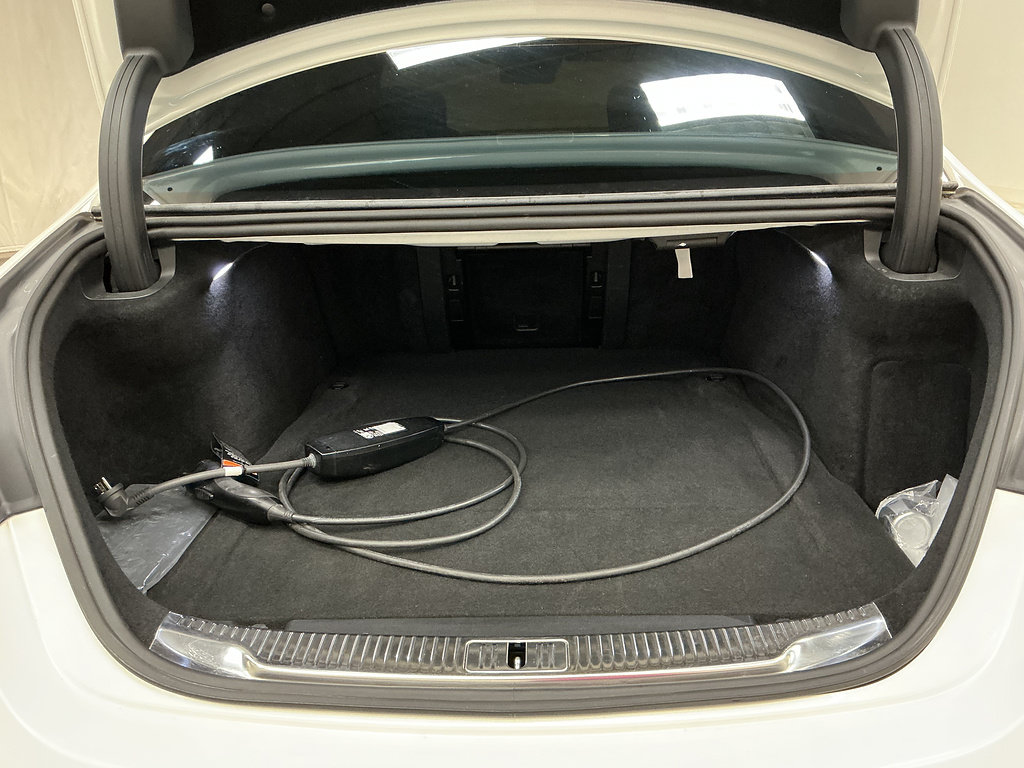 Used 2023 Mercedes-Benz S 580e 4MATIC Sedan image 34