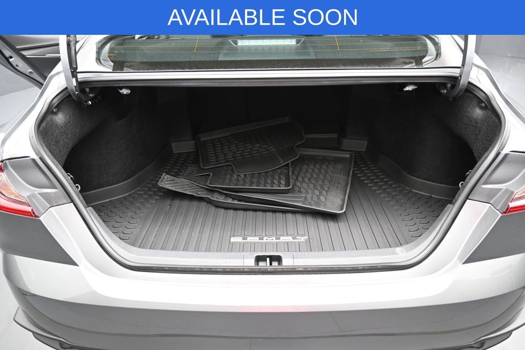 Used 2026 Toyota Camry SE FWD image 29
