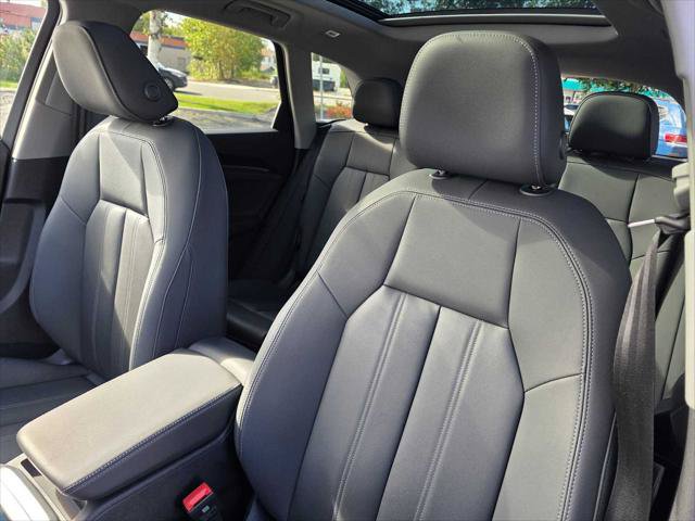 Used 2025 Audi Q5 Premium w/ Convenience Package AWD/4WD image 21