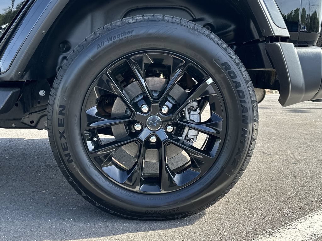 Certified 2025 Jeep Wrangler Unlimited Sahara AWD/4WD image 16