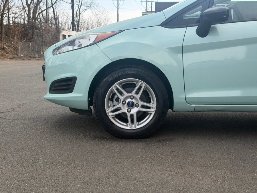 Used 2017 Ford Fiesta SE image 7