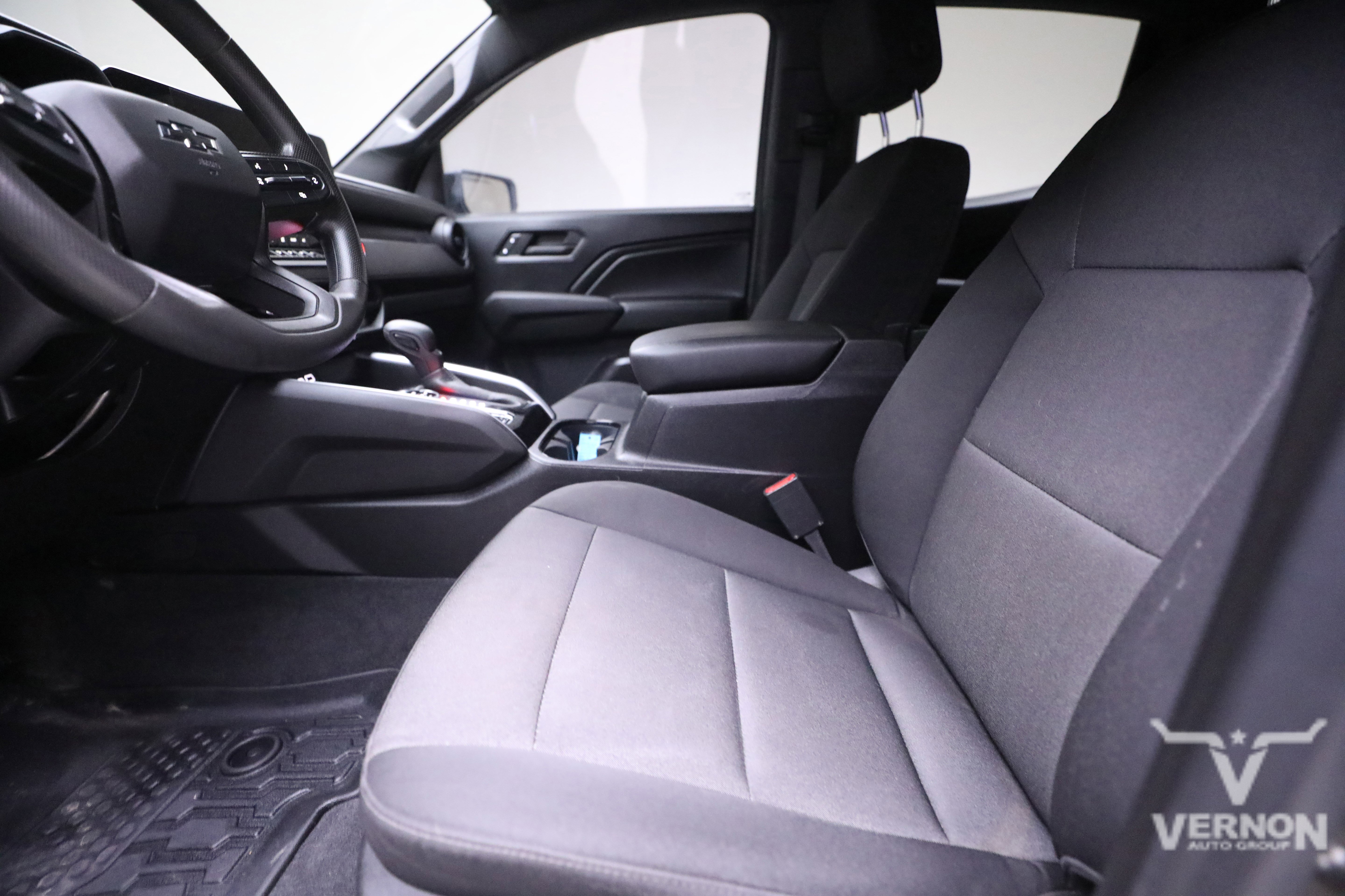 Used 2023 Chevrolet Colorado Trail Boss w/ Technology Package image 10