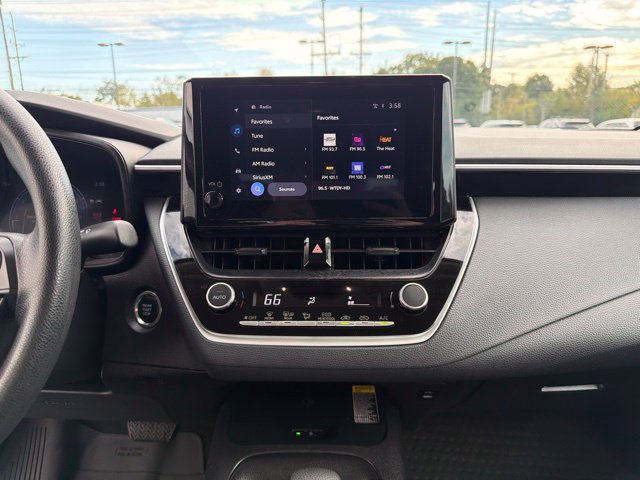 Used 2026 Toyota Corolla LE w/ LE Premium Package FWD image 17