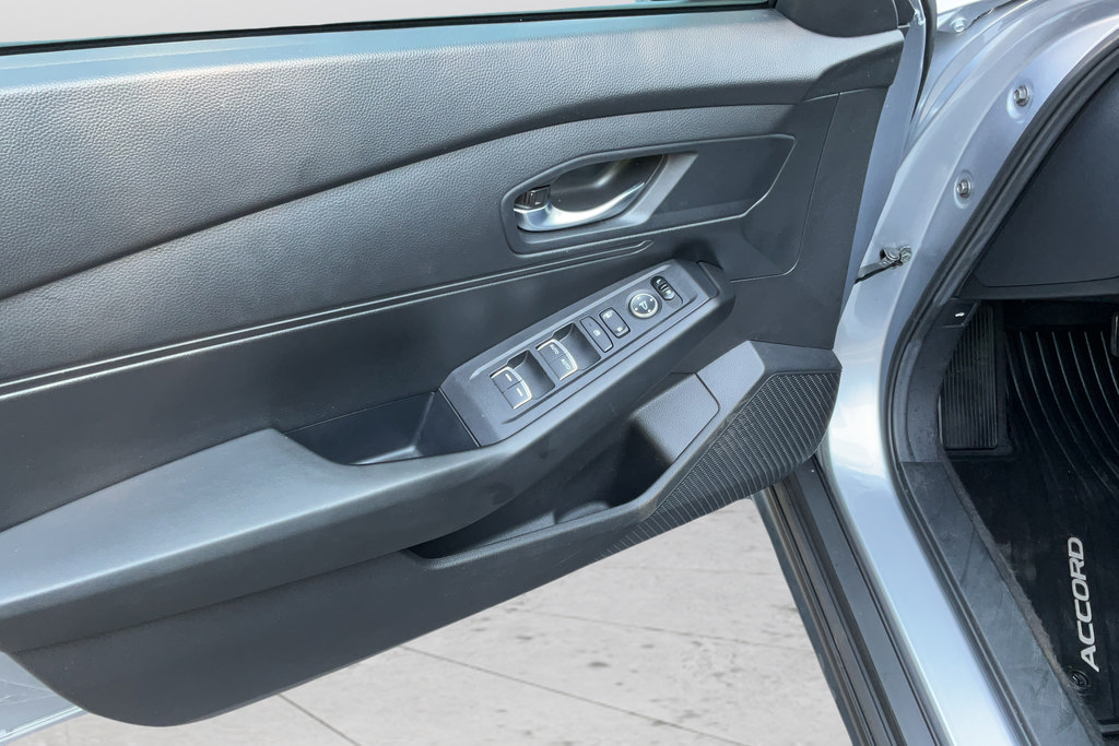 Used 2025 Honda Accord LX image 27