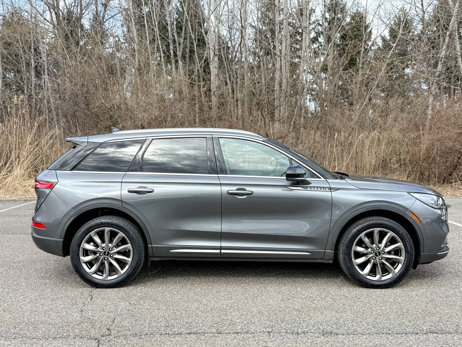 Used 2022 Lincoln Corsair AWD w/ Premium Package image 7