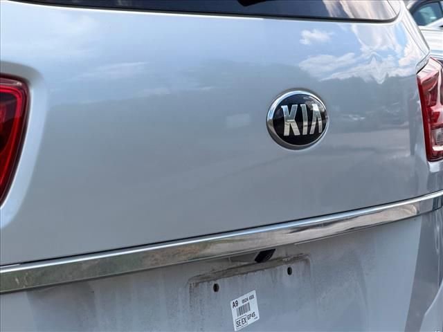 Used 2019 Kia Sedona EX FWD image 19