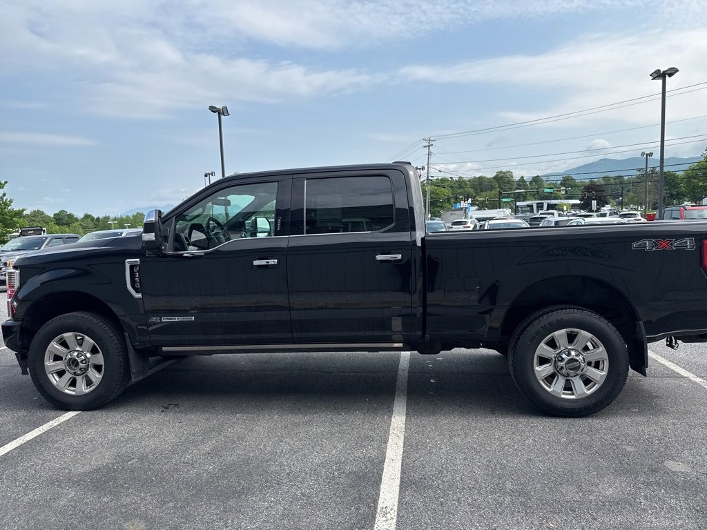 Certified 2022 Ford F350 Platinum w/ Snow Plow Prep Package image 6