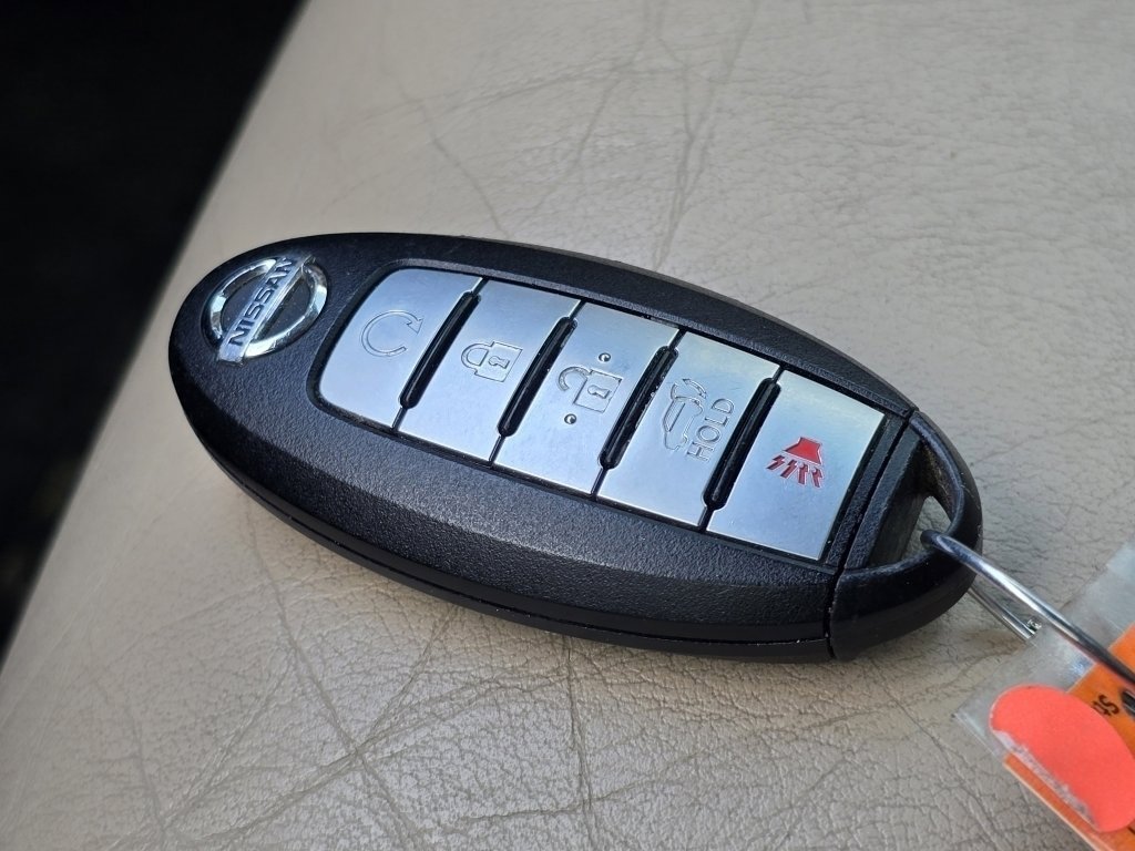 Used 2018 Nissan Armada SL image 31