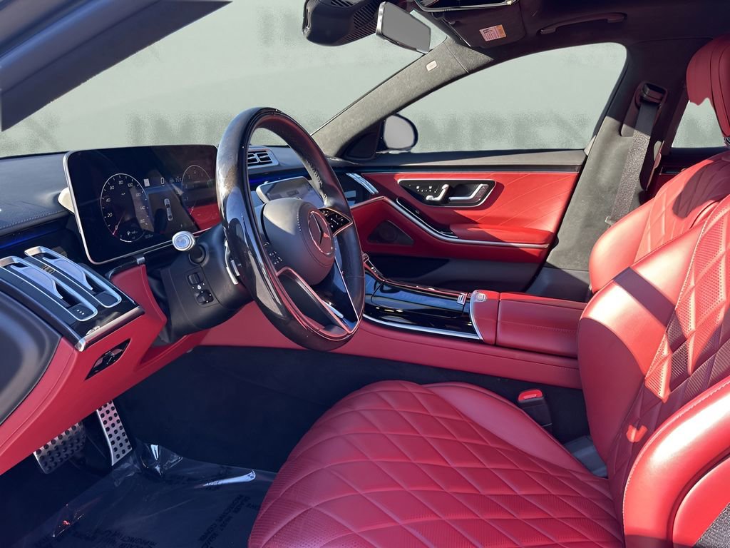 Used 2023 Mercedes-Benz S 580 4MATIC Sedan w/ AMG Line image 9