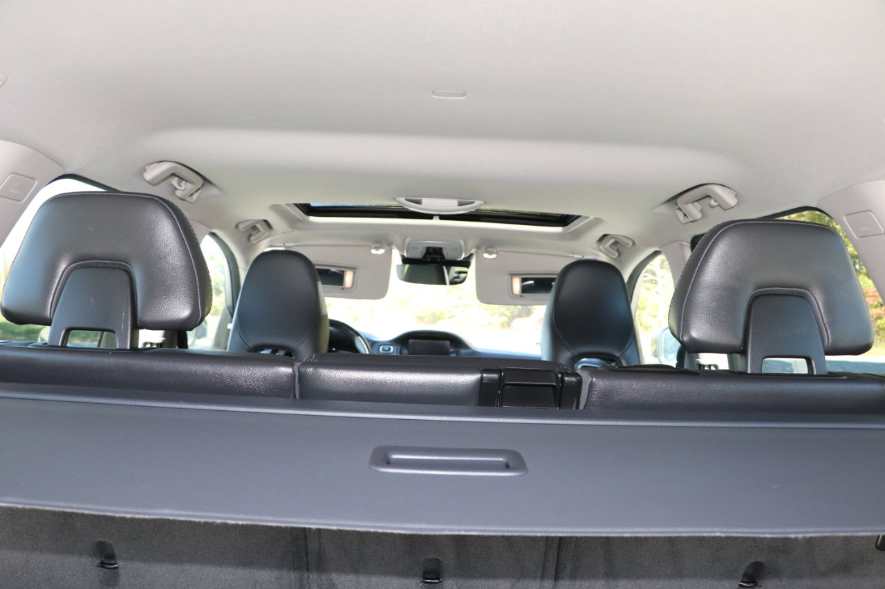 Used 2016 Volvo XC70 T5 Platinum w/ Climate Package image 9