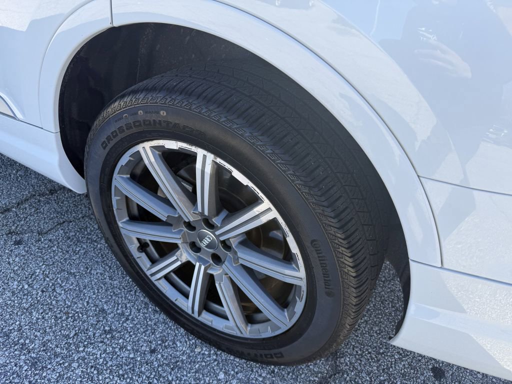 Used 2018 Audi Q7 3.0T Prestige image 11