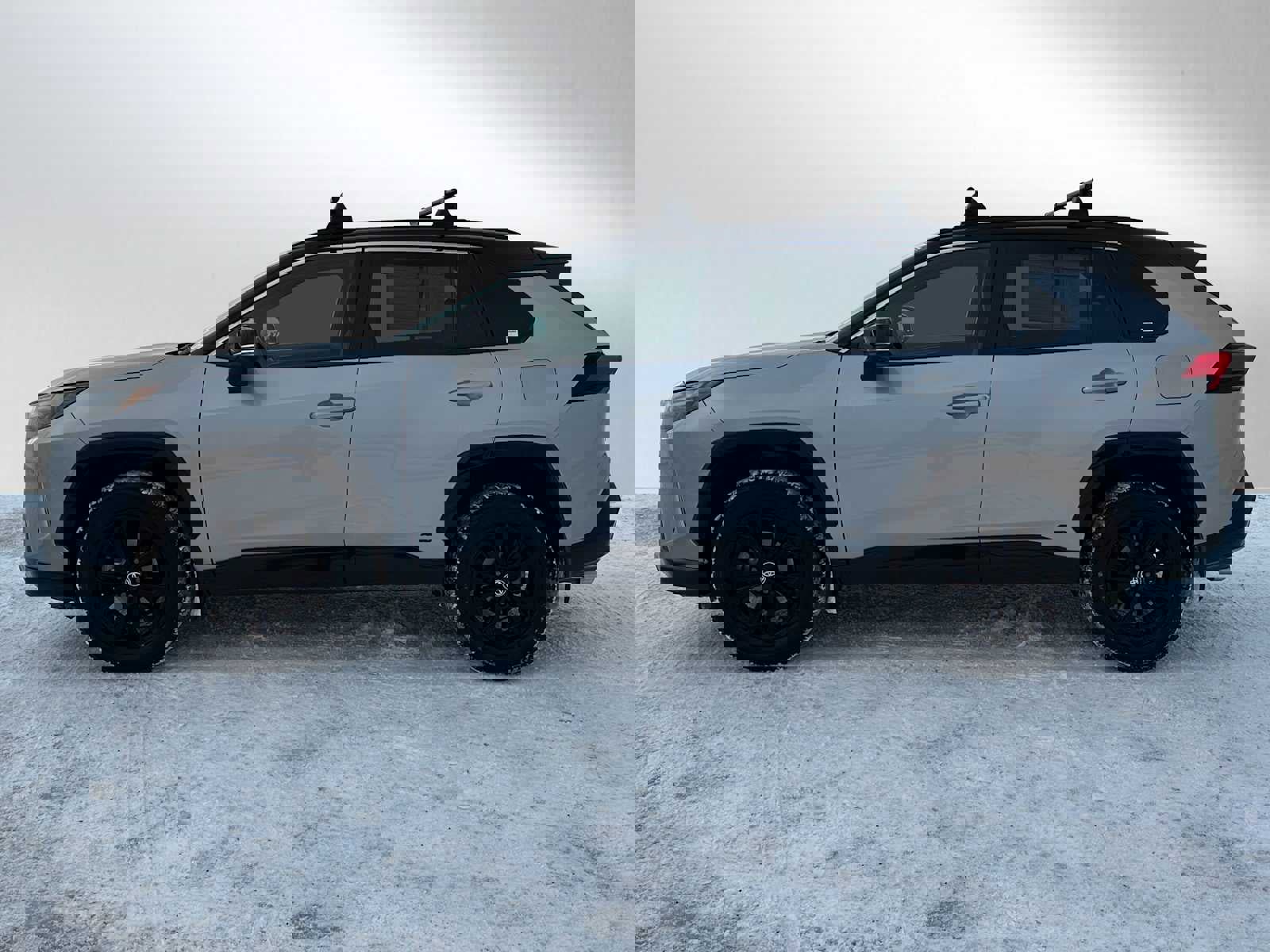 Used 2023 Toyota RAV4 XSE image 6