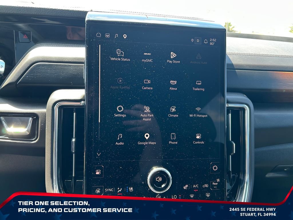 Used 2025 GMC Yukon Denali RWD image 22