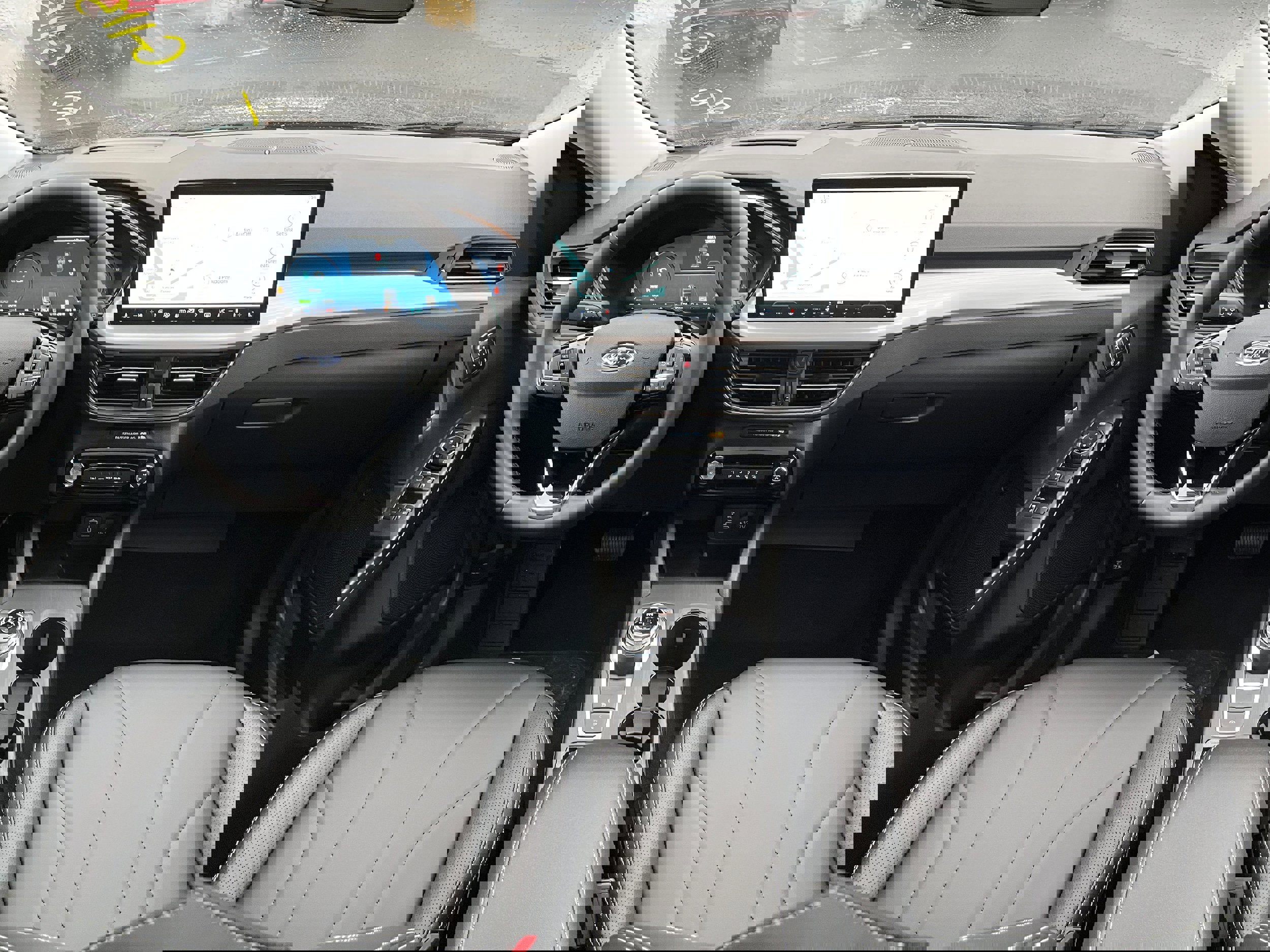 New 2026 Ford Escape SE w/ PHEV Premium Package image 17