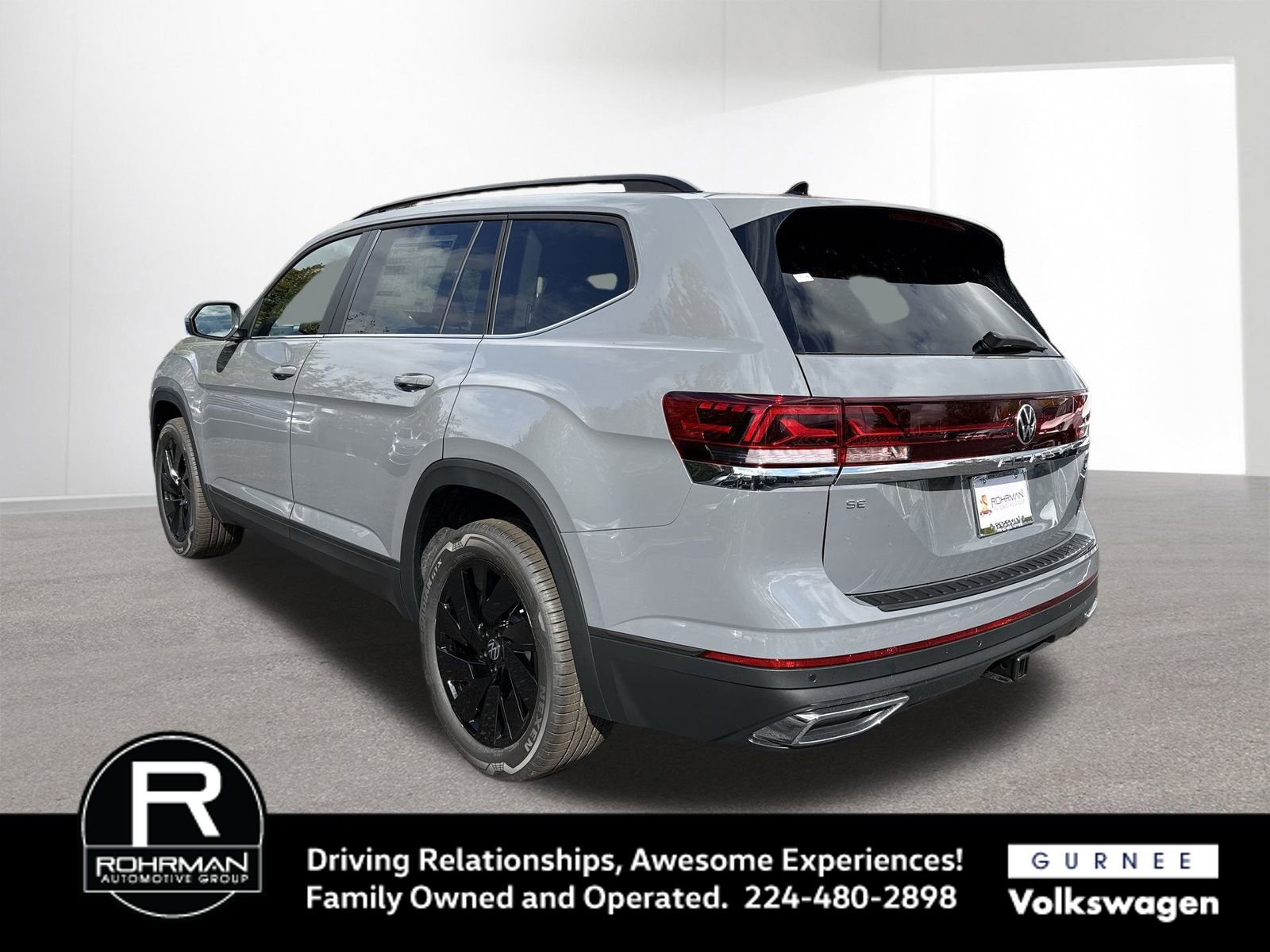 New 2026 Volkswagen Atlas SE image 6