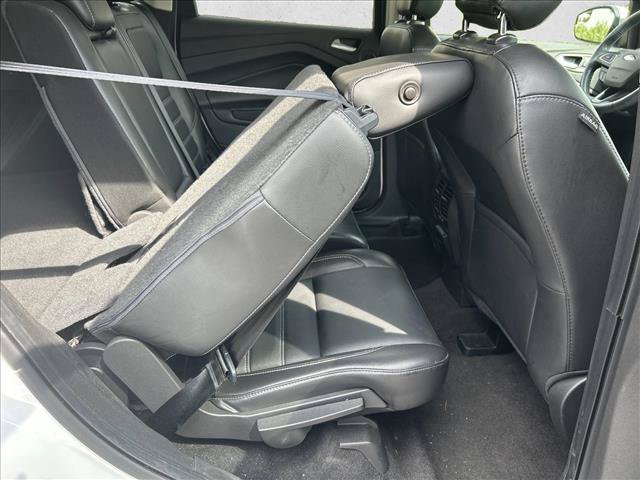 Used 2019 Ford Escape Titanium AWD/4WD image 25
