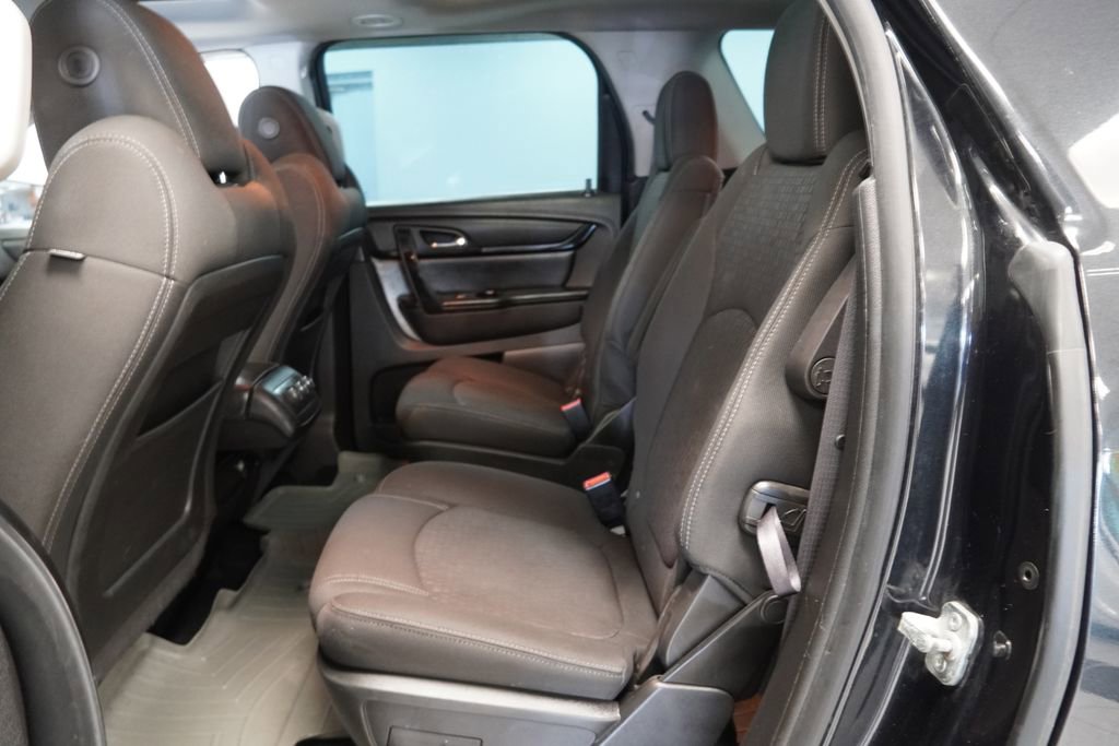 Used 2013 GMC Acadia SLE image 27