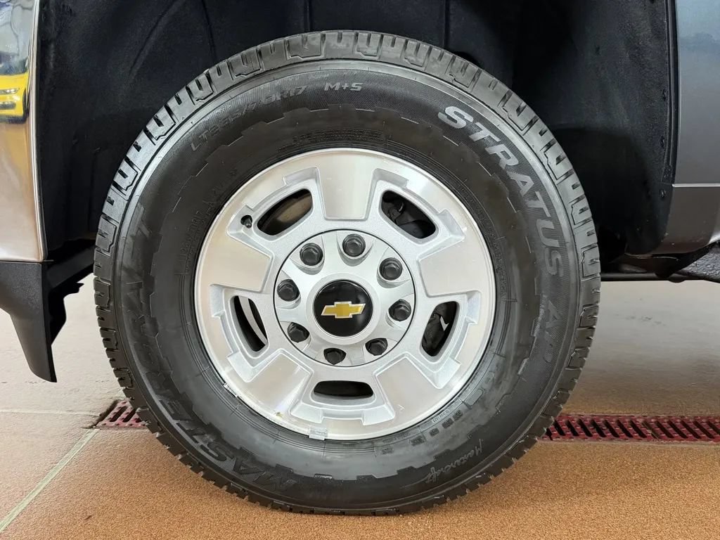 Used 2018 Chevrolet Silverado 2500 LT w/ All Star Edition AWD/4WD image 9