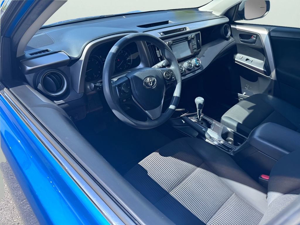 Used 2018 Toyota RAV4 LE w/ All Weather Liner Package image 11