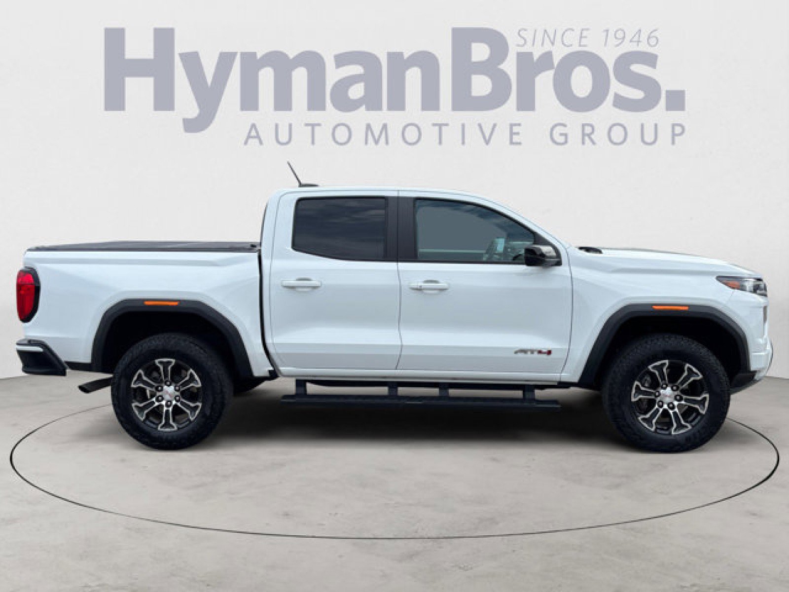 Used 2023 GMC Canyon AT4 w/ AT4 Premium Package image 2