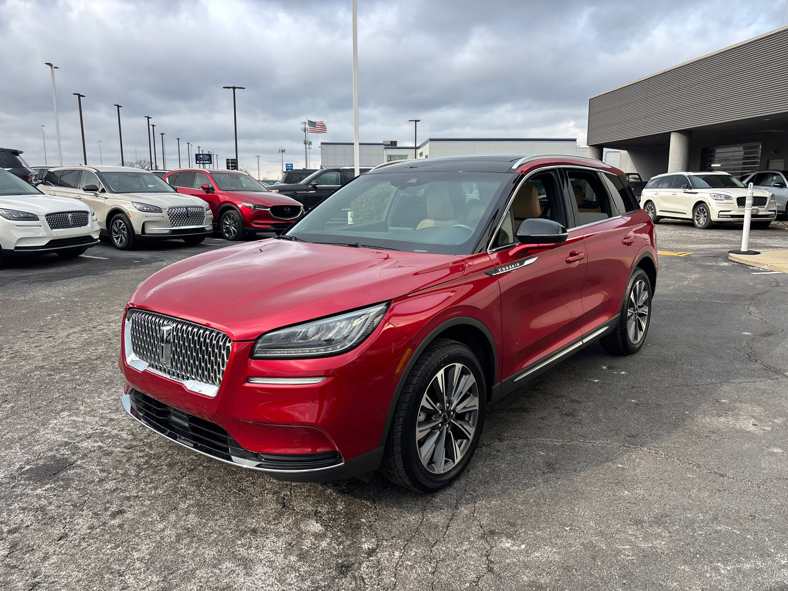 Certified 2022 Lincoln Corsair Reserve w/ Equipment Group 201A image 3