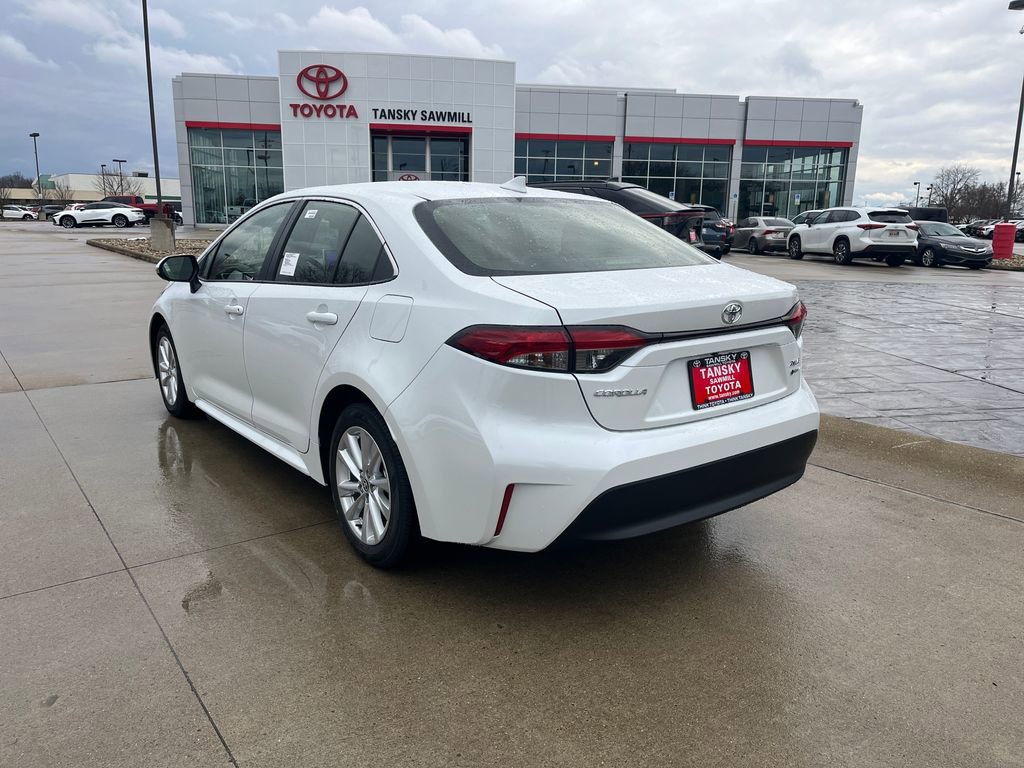 New 2026 Toyota Corolla XLE video 3