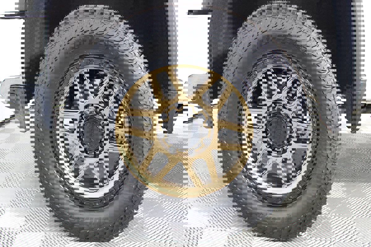 Used 2020 Chevrolet Silverado 2500 LTZ w/ LTZ Plus Package image 53