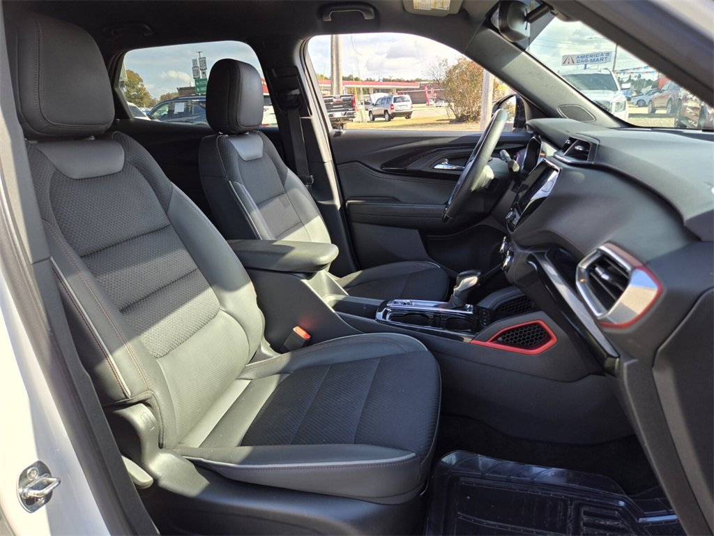 Used 2023 Chevrolet TrailBlazer RS w/ Convenience Package image 19